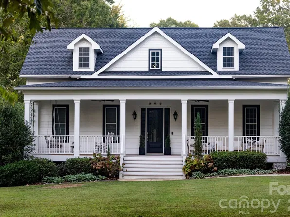 306 Carolina Downs Rd, York, SC 29745