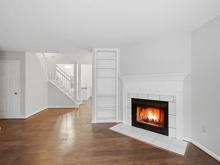 27 Ryan Ct — Photo 8