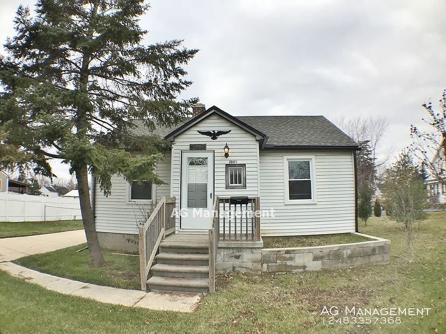 1st image of 26671 Elm St