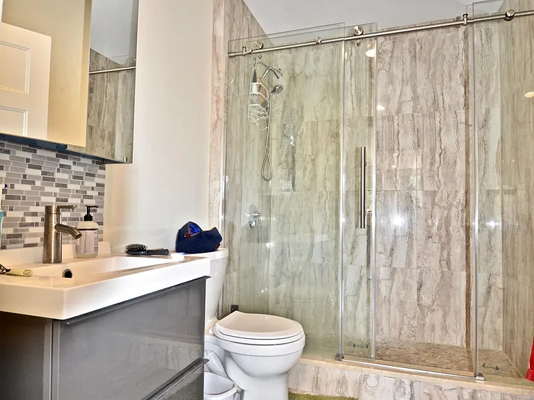 1616 Beacon St #5 — Photo 10