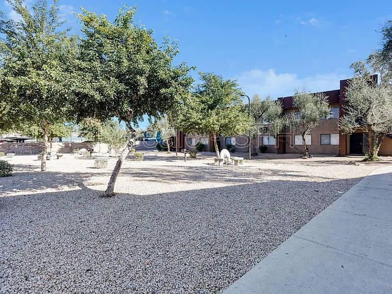 3810 N Maryvale Pkwy #1050 — Photo 14