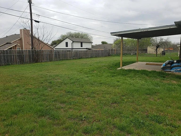 101 E Blancas Dr — Photo 17