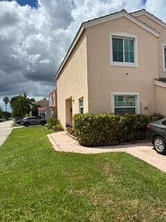 4th image of 3305 APACHE Lane