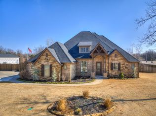 1552 Pine Mdw, Edmond, OK 73020