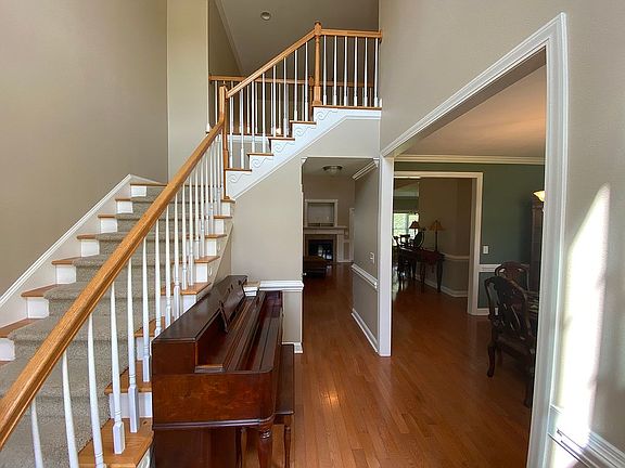 5th image of 1267 Naples Dr