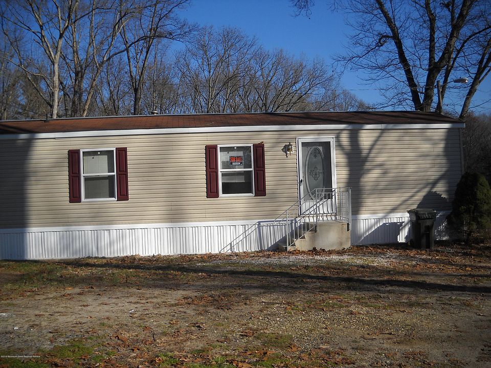 1st image of 254 Lakewood Rd Unit 221