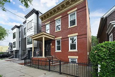 128 Sherman Place