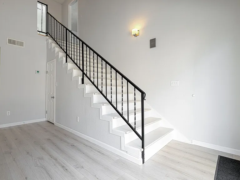 1305 Sylvan Meadows Dr #A — Photo 2