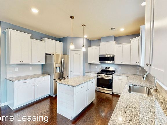 5th image of 148 Wrangell Dr