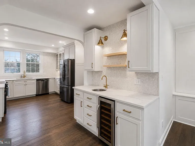 5305 Saratoga Ave — Photo 13