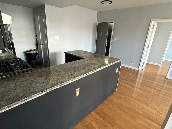 4th image of 615 E 138th St APT 5B
