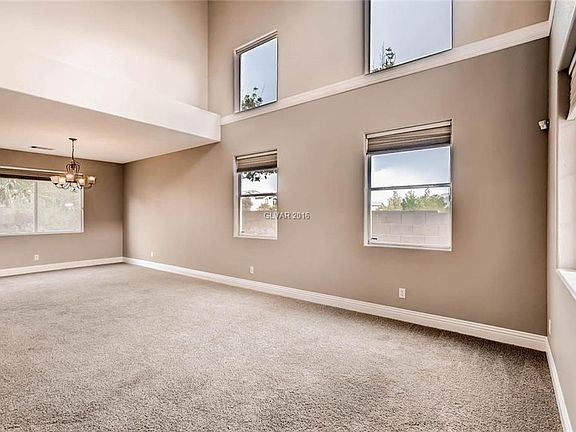 4th image of 10894 Vineyard Pass St