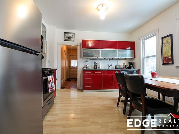 internal_unit_photo_0.25