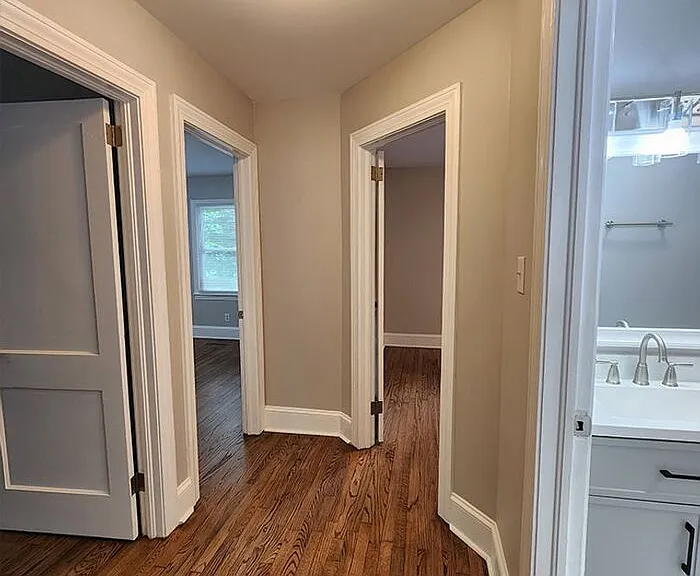 330 W Church St — Photo 5
