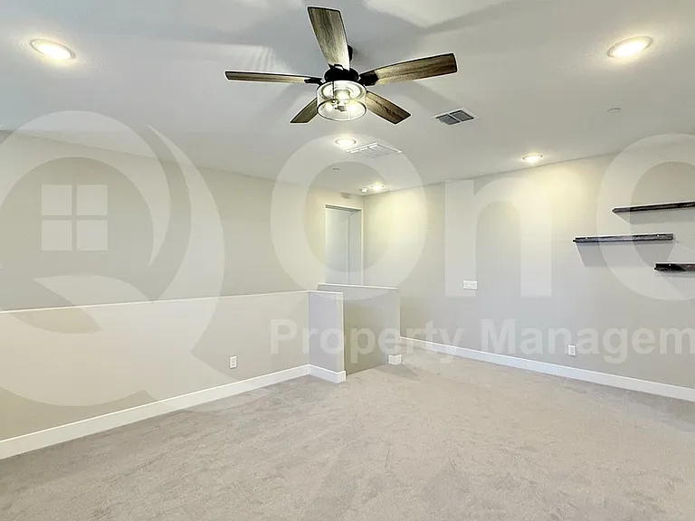 1906 N 140th Dr — Photo 12