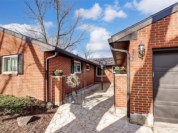 5th image of 3319 Waltham Ave