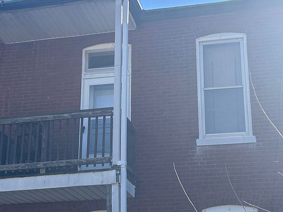 3rd image of 2103 Withnell Ave #2