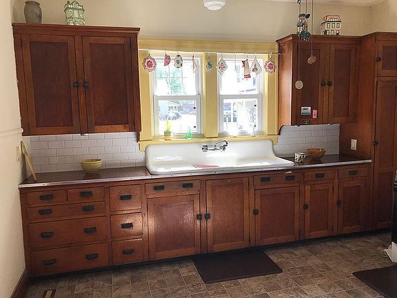 5th image of 823 31st St