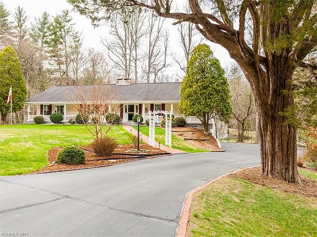 1st image of 107 Prestwick Dr