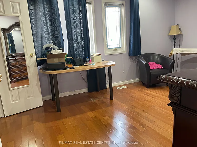 3223 Shadetree Dr — Photo 16