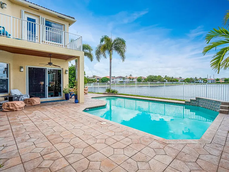 1236 Bay View Way — Photo 4