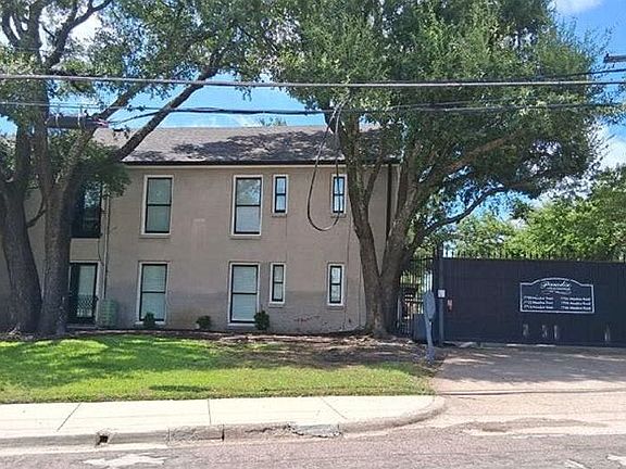 2nd image of 7734 Meadow Rd APT 219