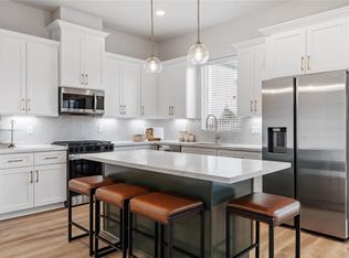 8423 Pech Landing Dr, Houston, TX 77055