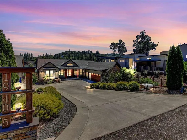 19405 Wildflower Dr, Penn Valley, CA 95946