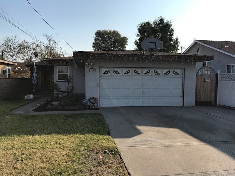 1st image of 15350 Cabell Ave