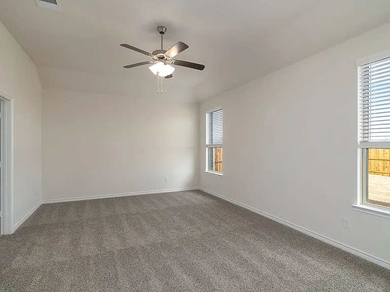 229 Tate Ln — Photo 17