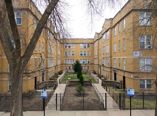 7413 N Damen Ave #3, Chicago, IL 60626