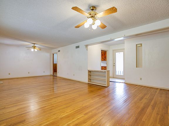 5th image of 115 Churchill Blvd