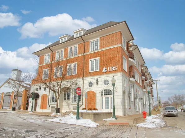 730 Penniman Ave Unit 5, Plymouth, MI 48170