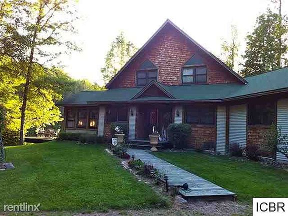 sissebakwet exterior