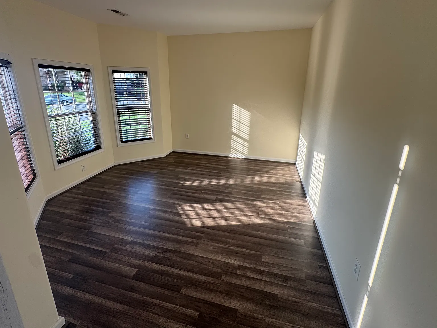 4 bed, 2.5 bath, 2154 sqft, $2,950 — Photo 4