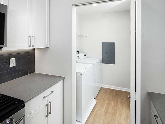 Kitchen and in-unit washer and dryer