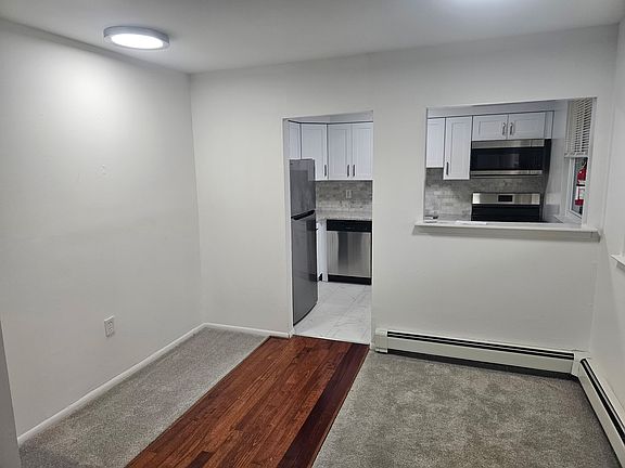 5th image of 802 Garnet Dr
