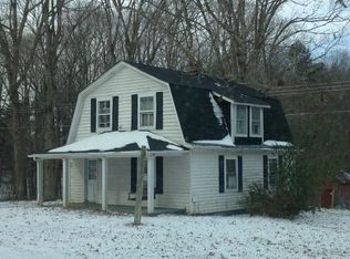 1829 Cartersville Rd, Cartersville, VA 23027