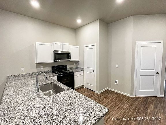 3rd image of 2104 Langford Ave #A