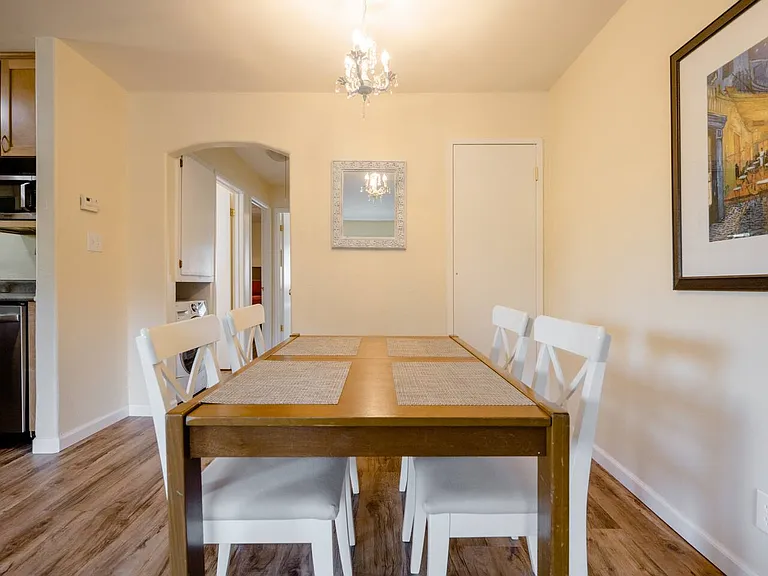 271 Sharp Cir #4 — Photo 7