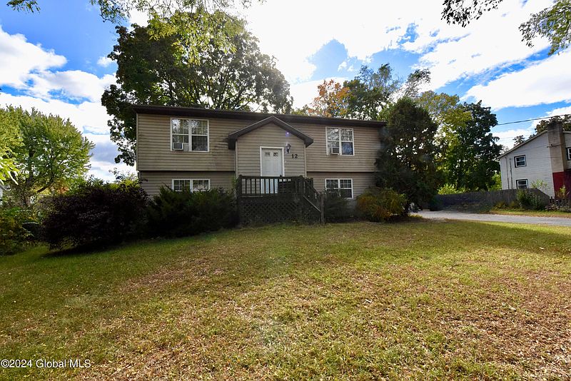 4th image of 12 Dorrer Avenue
