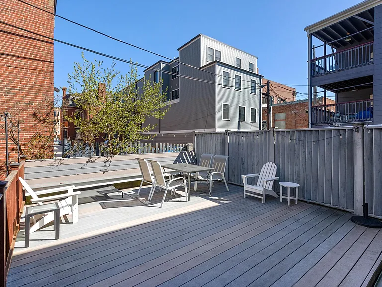 536 E 4th St #2 — Photo 20
