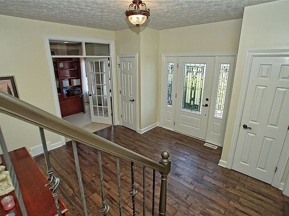 4th image of 1429 Snowberry Ln