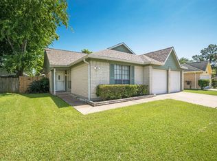 10806 Kirkbend Dr, Houston, TX 77089