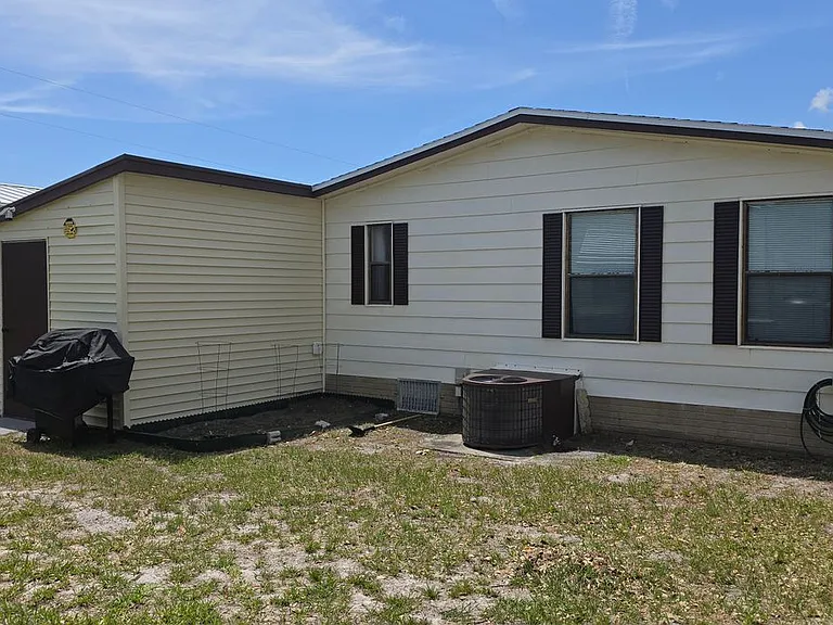 259 S Dolphin Cir — Photo 19