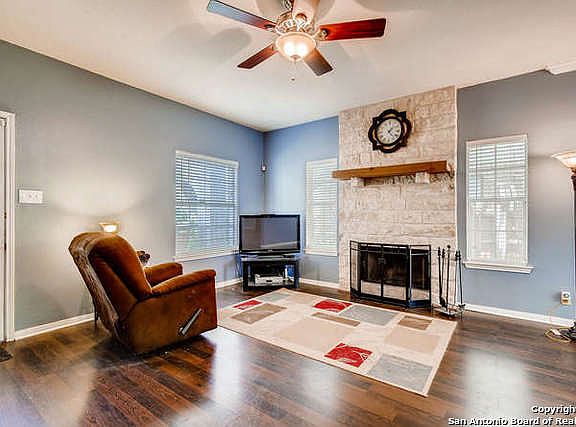 3rd image of 8610 Timber Pl