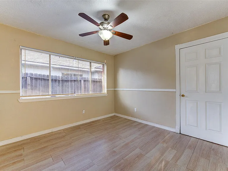 11923 Loveland Pass Dr — Photo 19