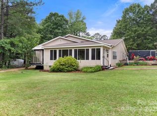 814 Severance Dr, Chester, SC 29706