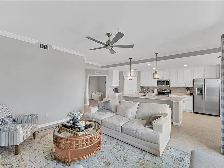 14184 Heritage Landing Blvd #516 — Photo 8
