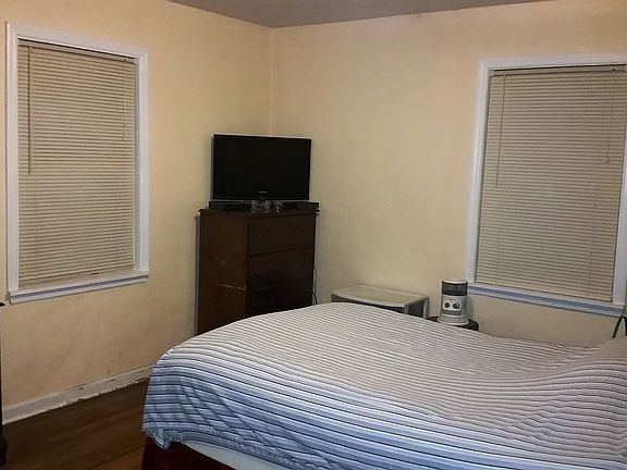 5th image of 2527 Greenfield Ln